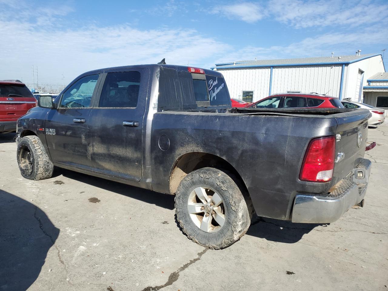 2015 RAM 1500 SLT - Image 2