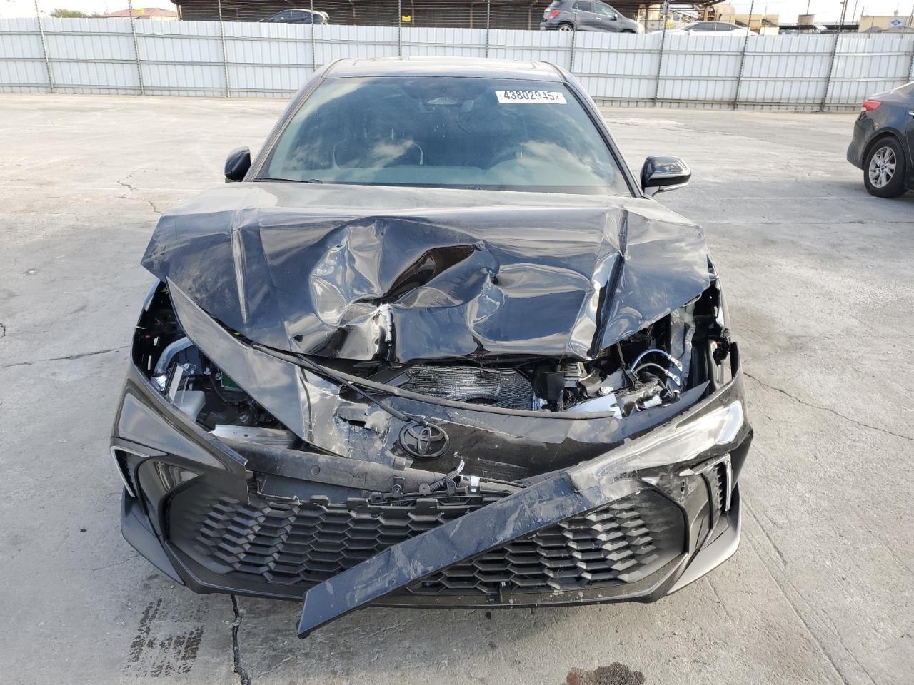 2025 TOYOTA CAMRY XSE - Фото 5