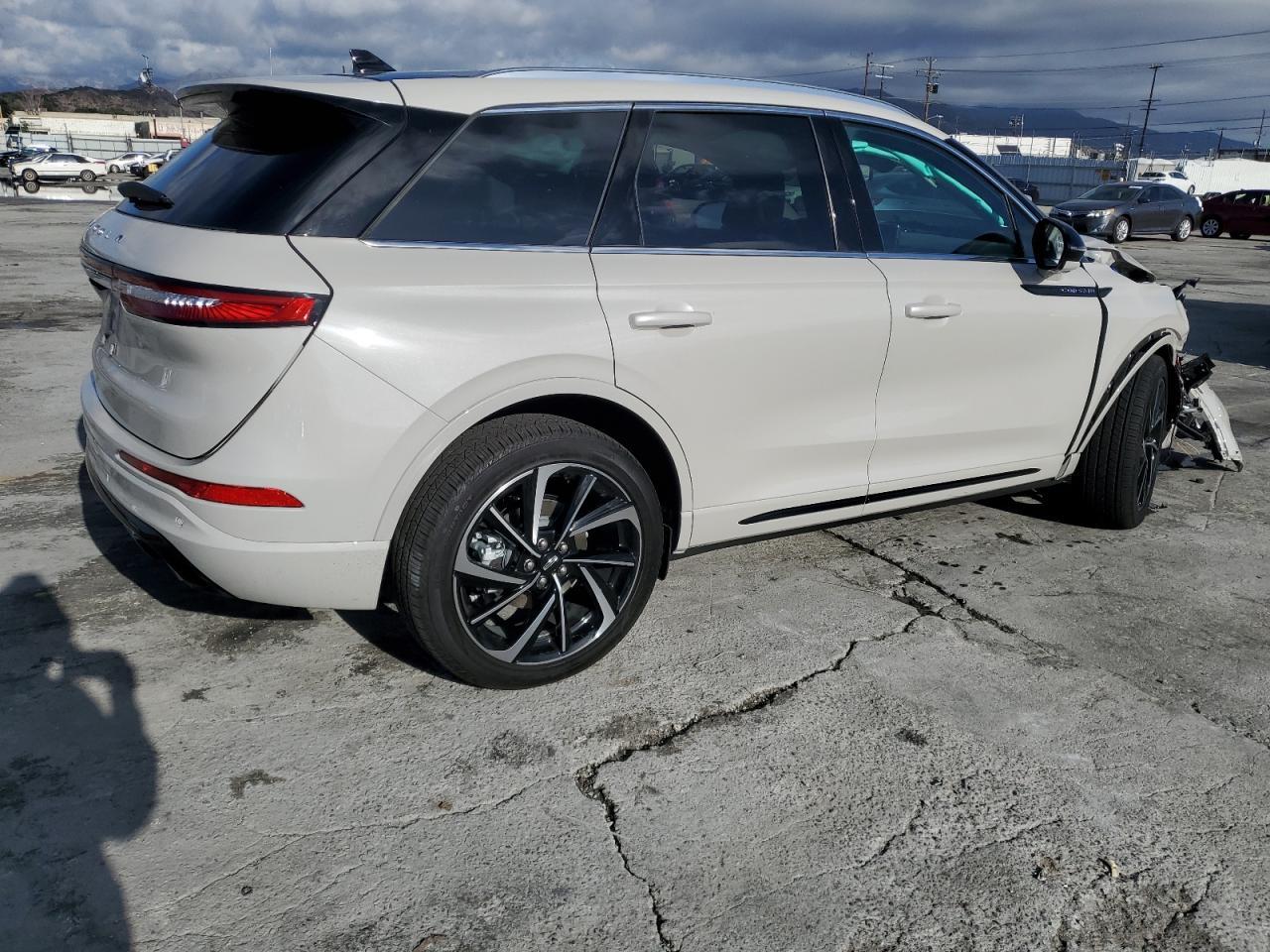 2024 LINCOLN CORSAIR GR - Фото 4