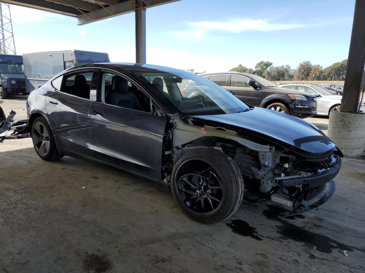 2023 TESLA MODEL 3 - Image 4