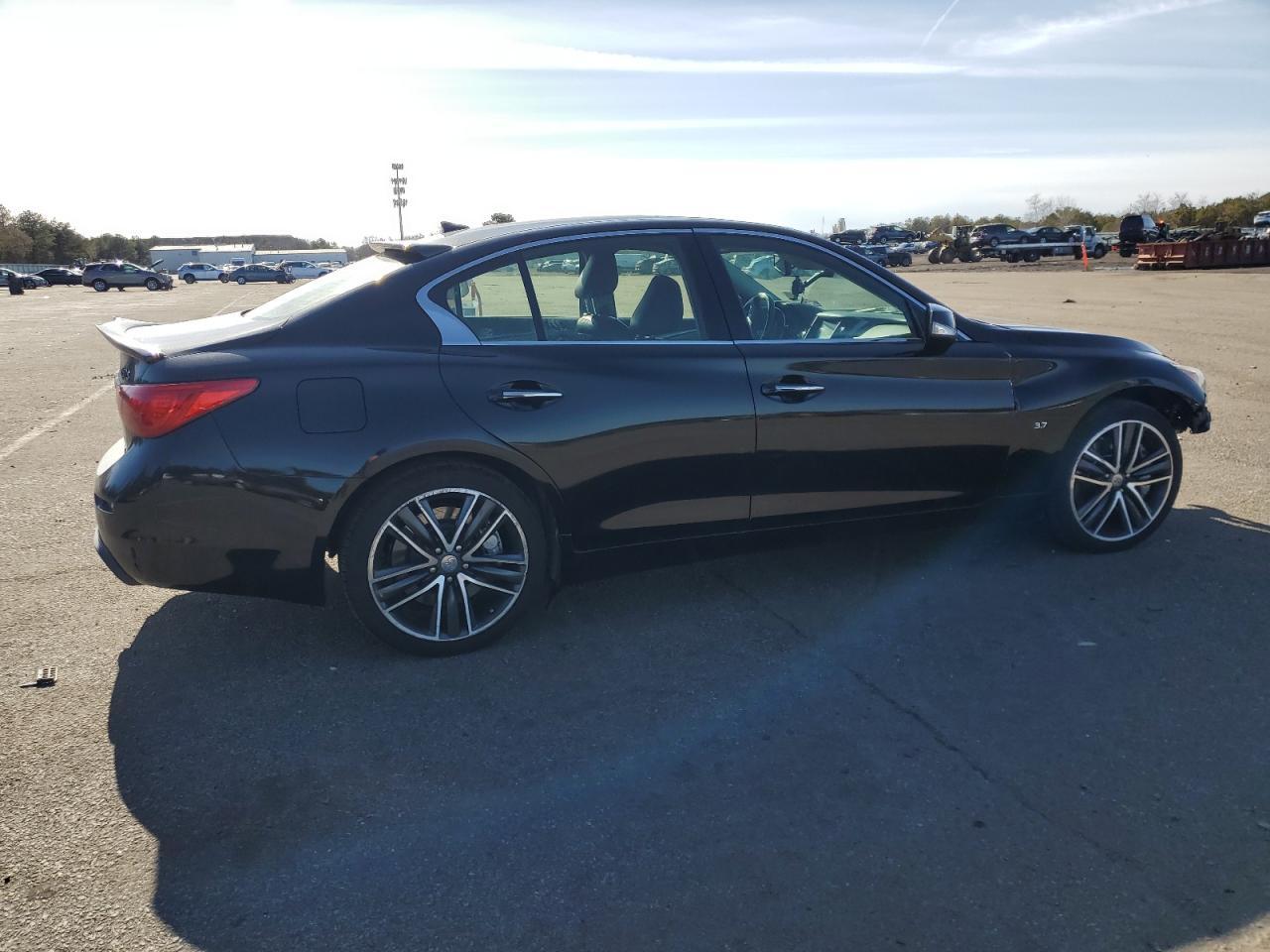 2015 INFINITI Q50 BASE - Image 3