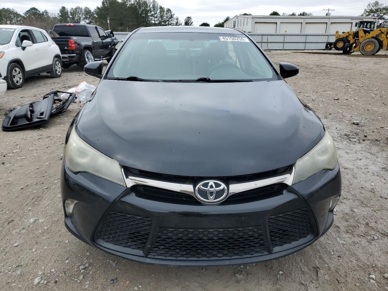 2016 TOYOTA CAMRY LE - Фото 5