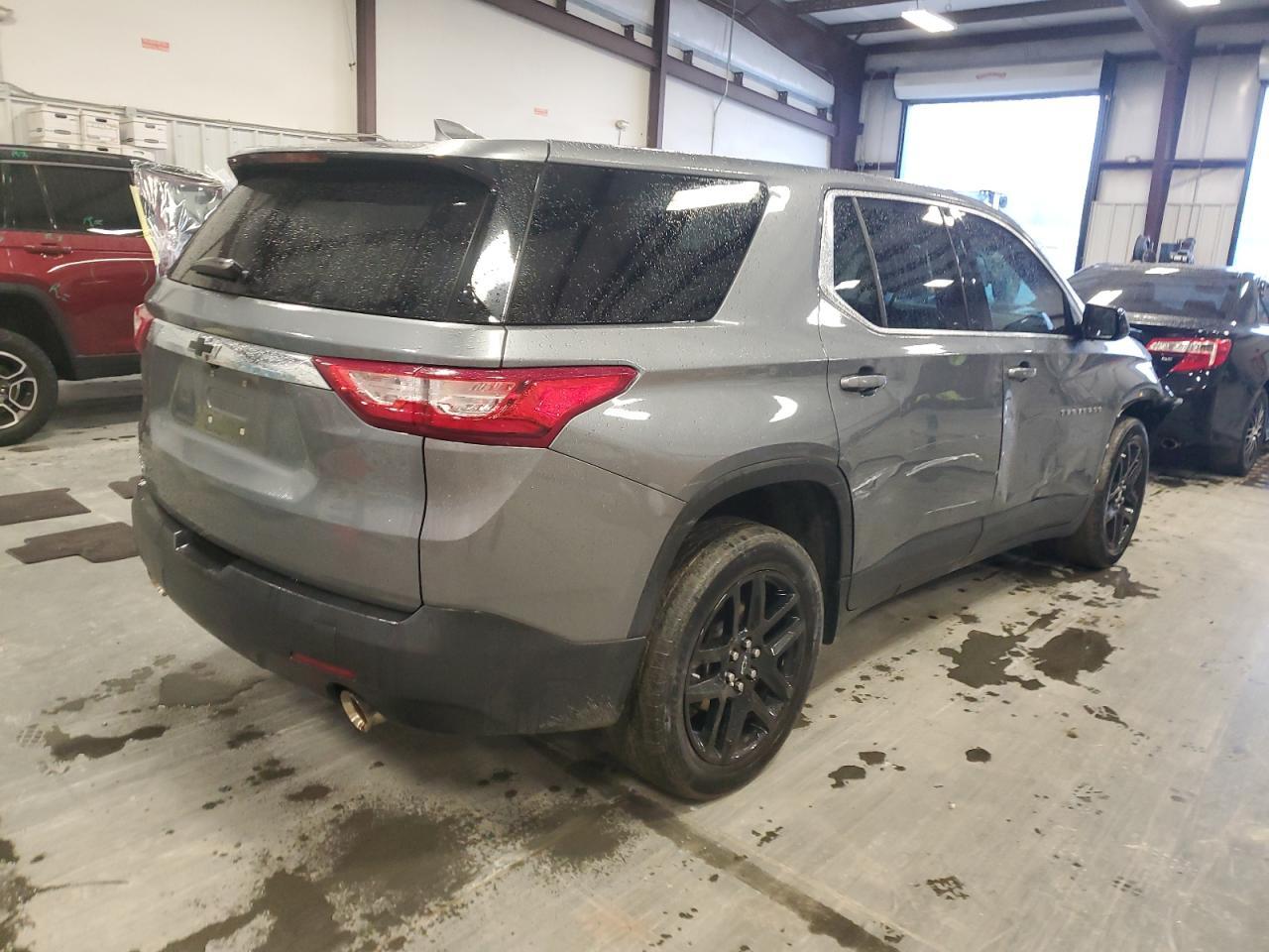2020 CHEVROLET TRAVERSE L - Фото 3