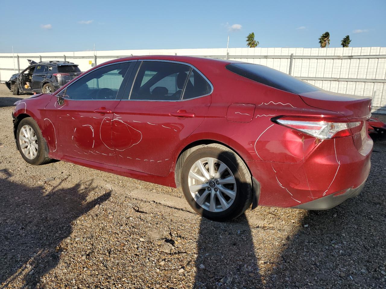 2018 TOYOTA CAMRY L - Фото 2