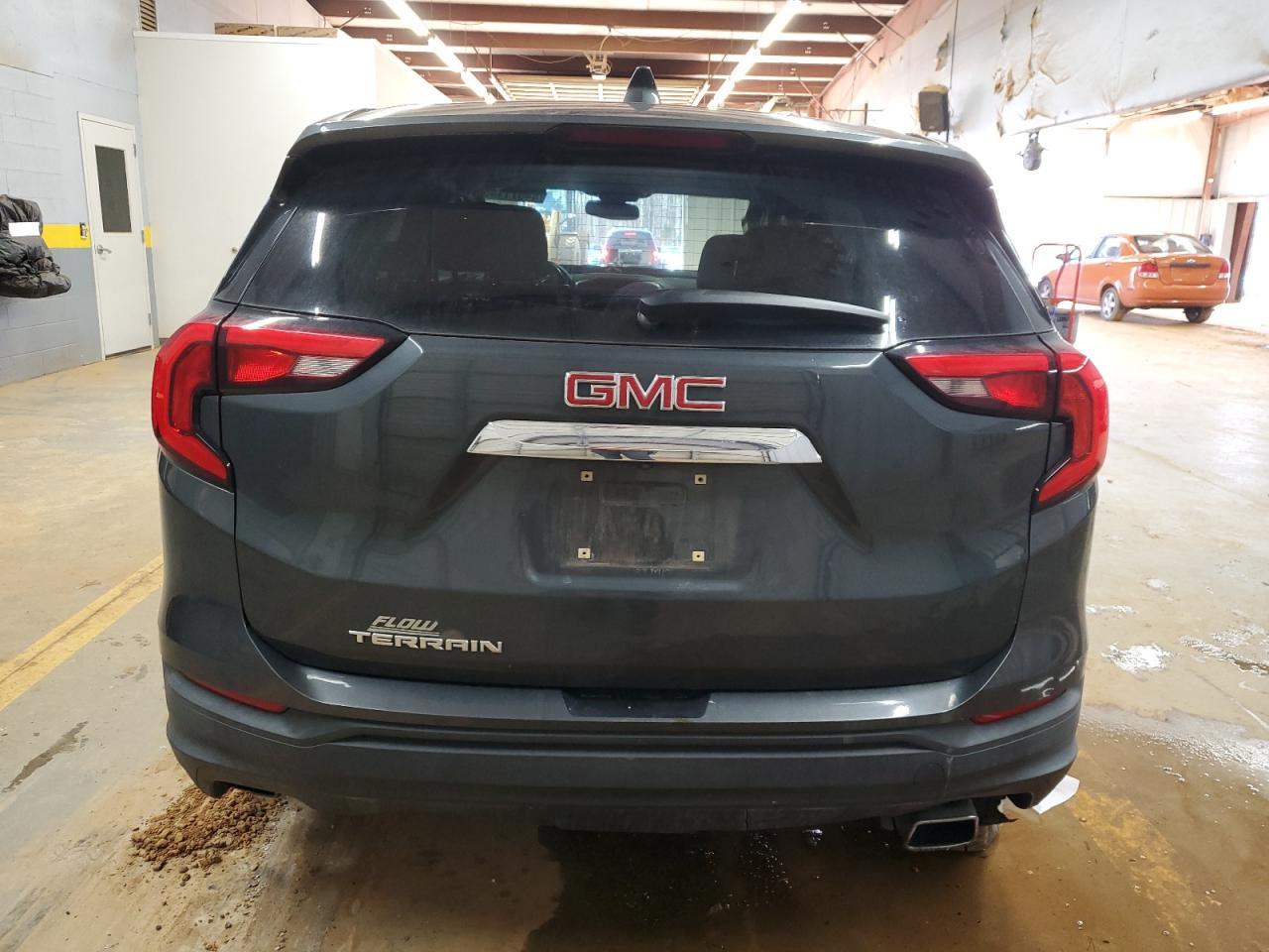 2018 GMC TERRAIN SL - Image 6