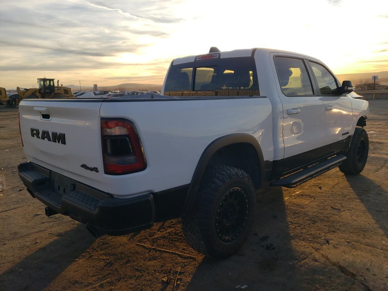 2020 RAM 1500 REBEL - Фото 3
