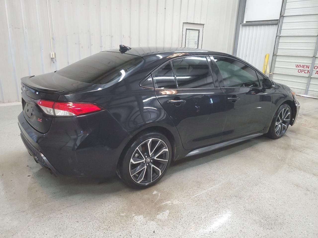 2022 TOYOTA COROLLA SE - Фото 3