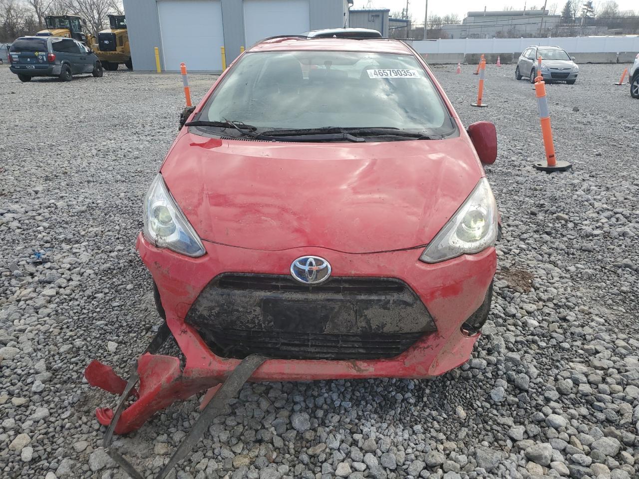 2016 TOYOTA PRIUS C - Фото 5