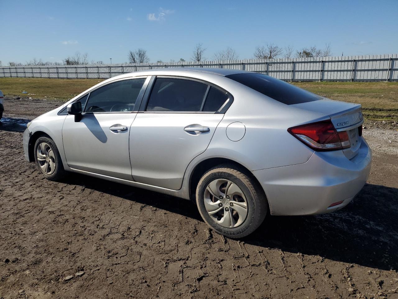 2015 HONDA CIVIC LX - Image 2