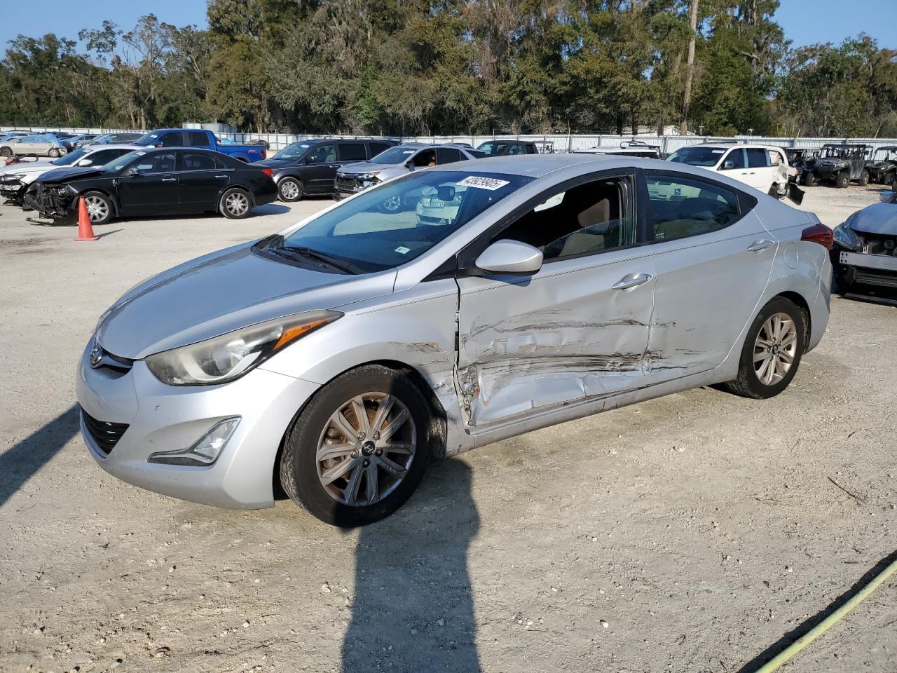 2014 HYUNDAI ELANTRA SE