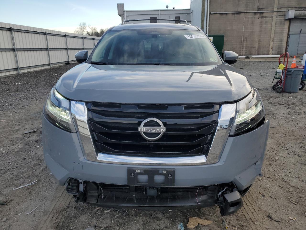 2023 NISSAN PATHFINDER - Фото 5