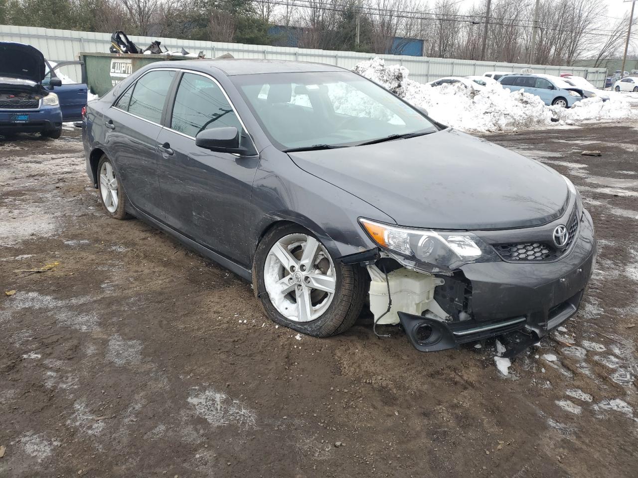2013 TOYOTA CAMRY L - Image 4