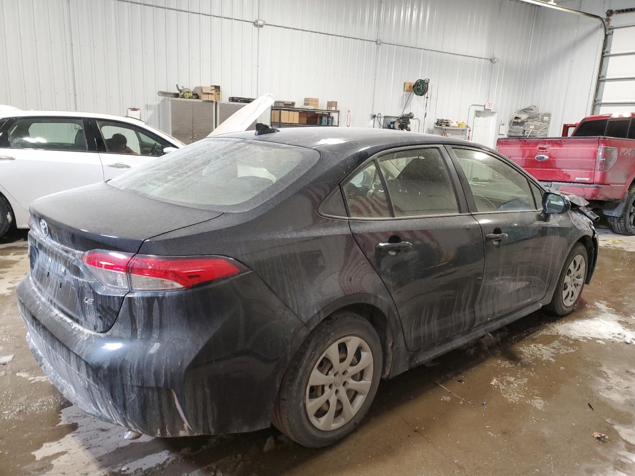 2021 TOYOTA COROLLA LE - Фото 3