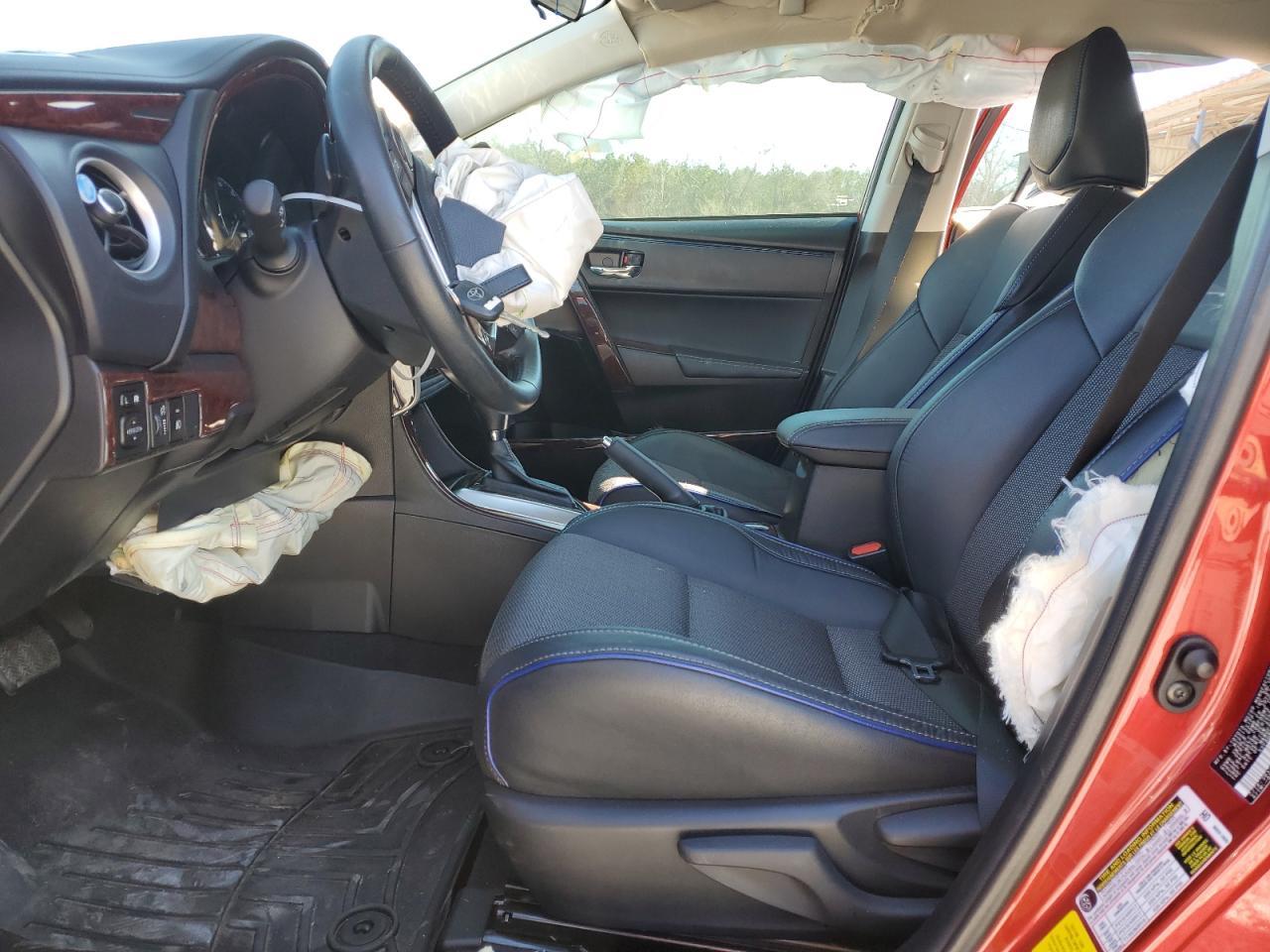 2019 TOYOTA COROLLA L - Фото 7