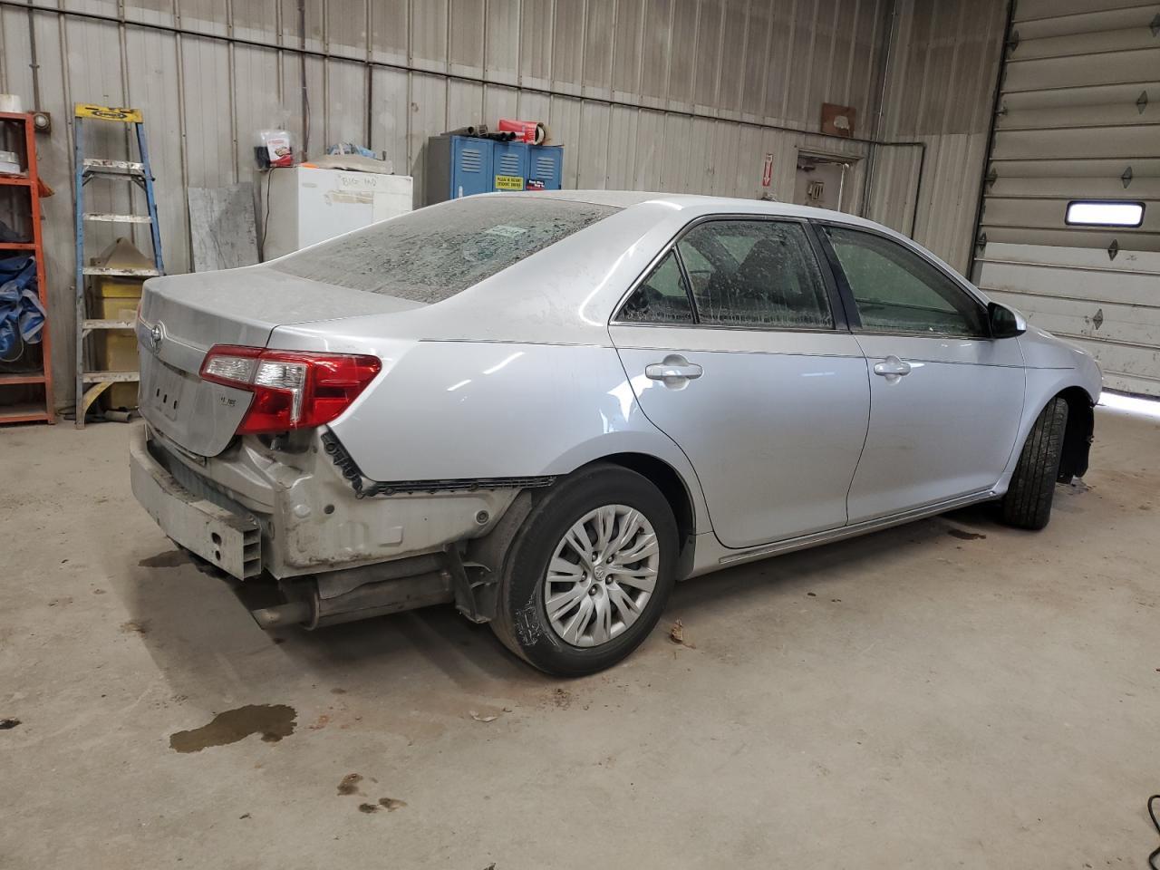 2012 TOYOTA CAMRY BASE - Фото 3