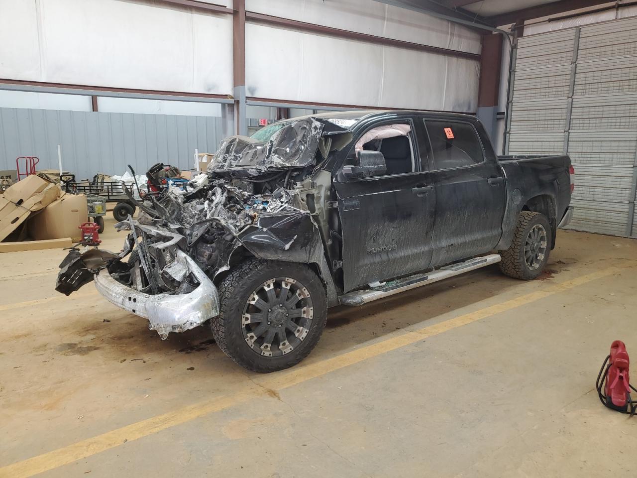 2014 TOYOTA TUNDRA CRE