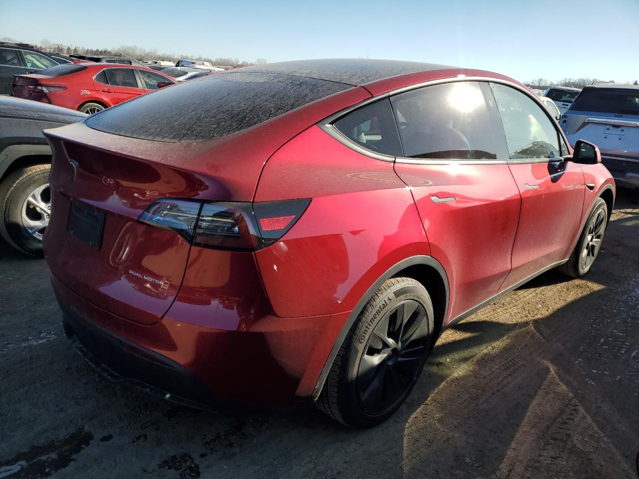 2025 TESLA MODEL Y - Image 3