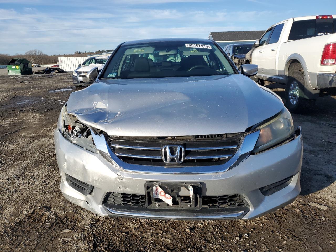 2014 HONDA ACCORD LX - Image 5