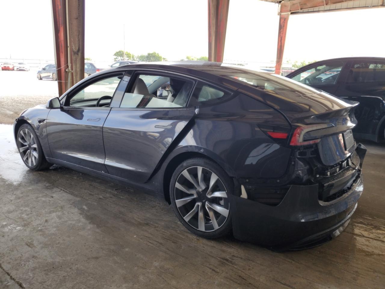 2024 TESLA MODEL 3 - Image 2