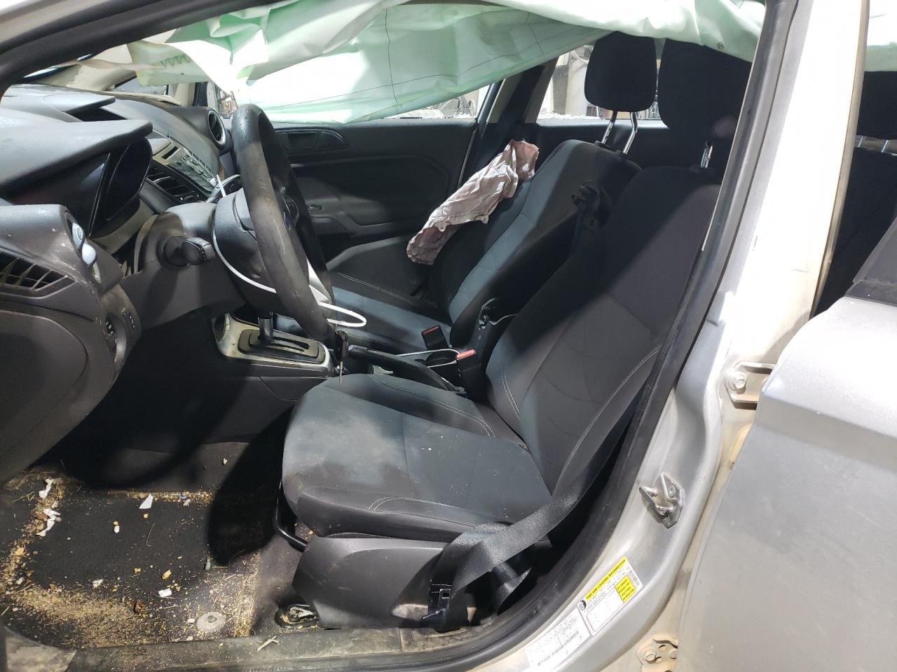 2019 FORD FIESTA SE - Image 7