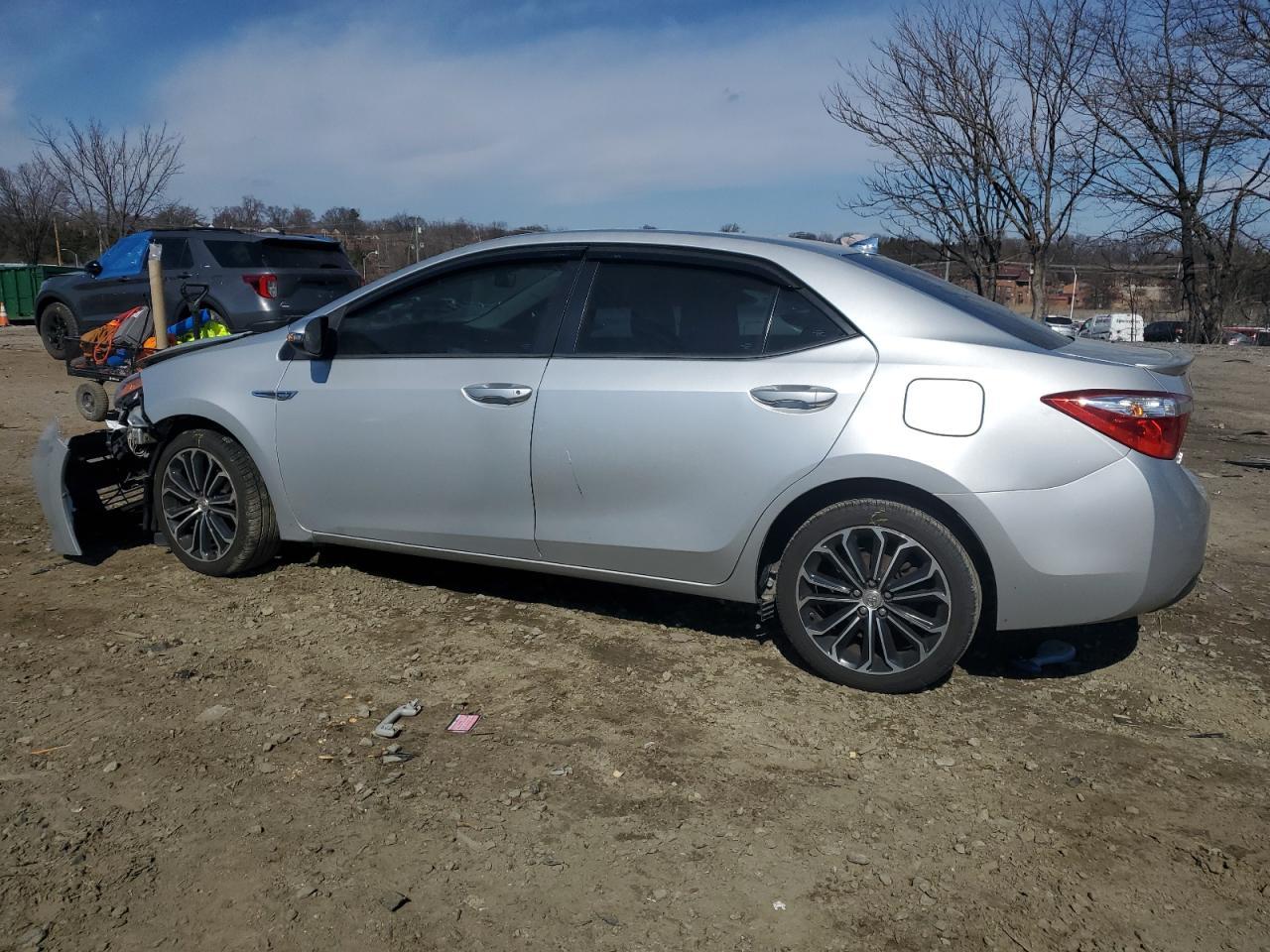 2015 TOYOTA COROLLA L - Image 2