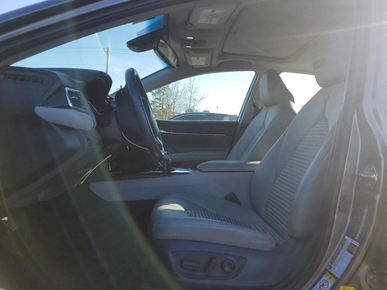 2018 TOYOTA CAMRY L - Фото 7