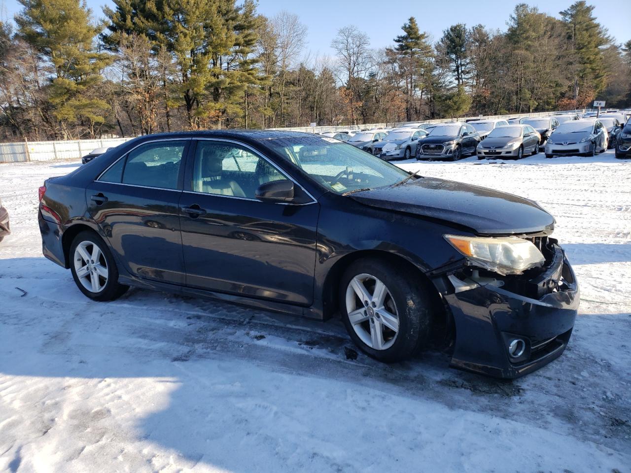 2013 TOYOTA CAMRY L - Фото 4
