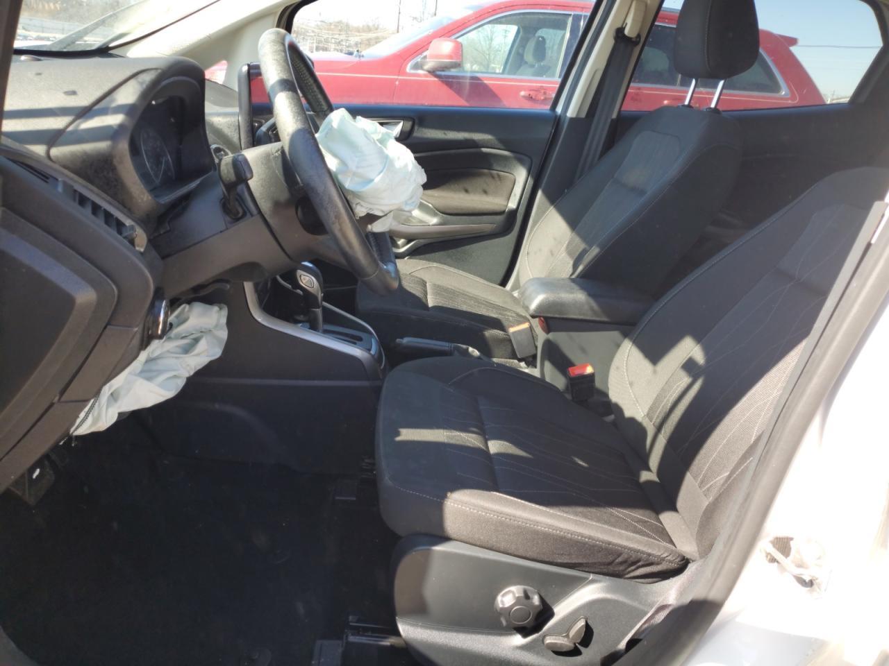 2020 FORD ECOSPORT S - Фото 7