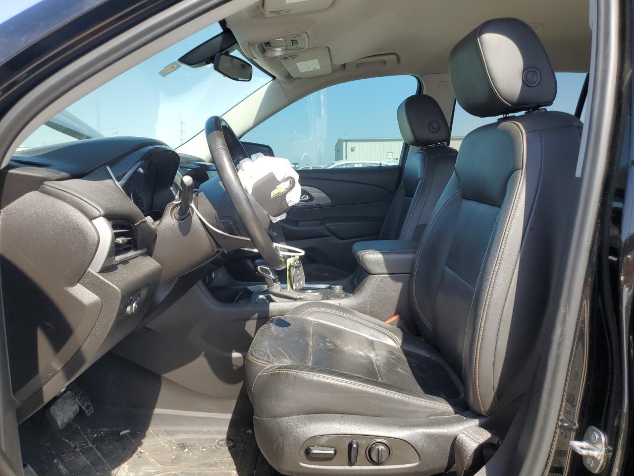 2021 CHEVROLET TRAVERSE L - Фото 7