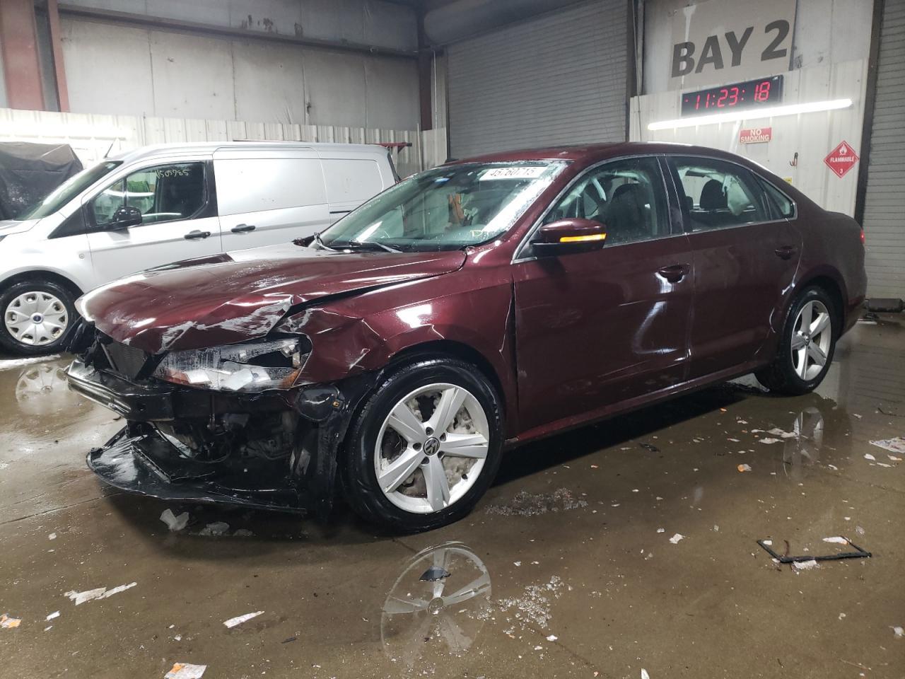 2013 VOLKSWAGEN PASSAT SE