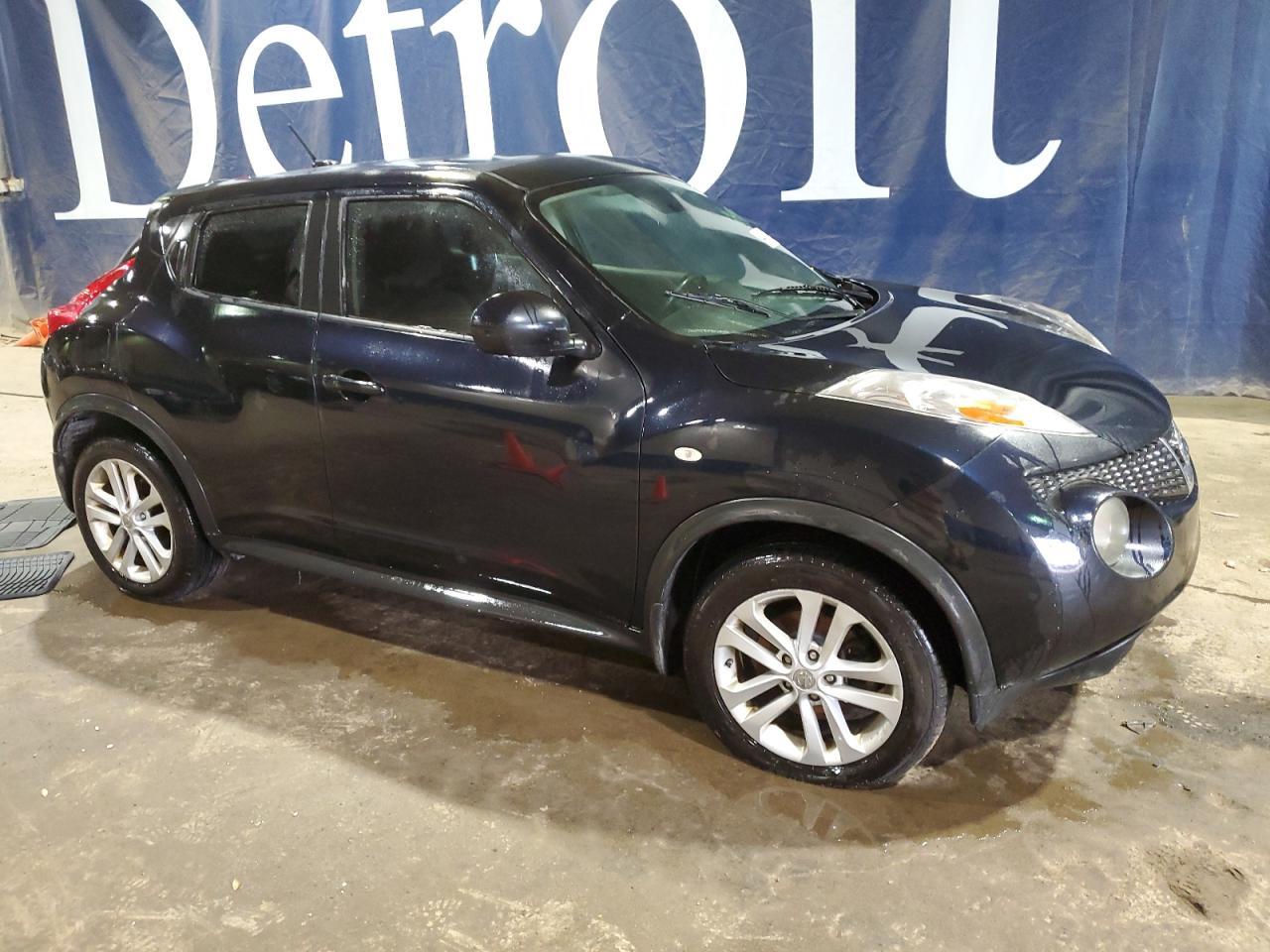 2011 NISSAN JUKE S - Фото 4
