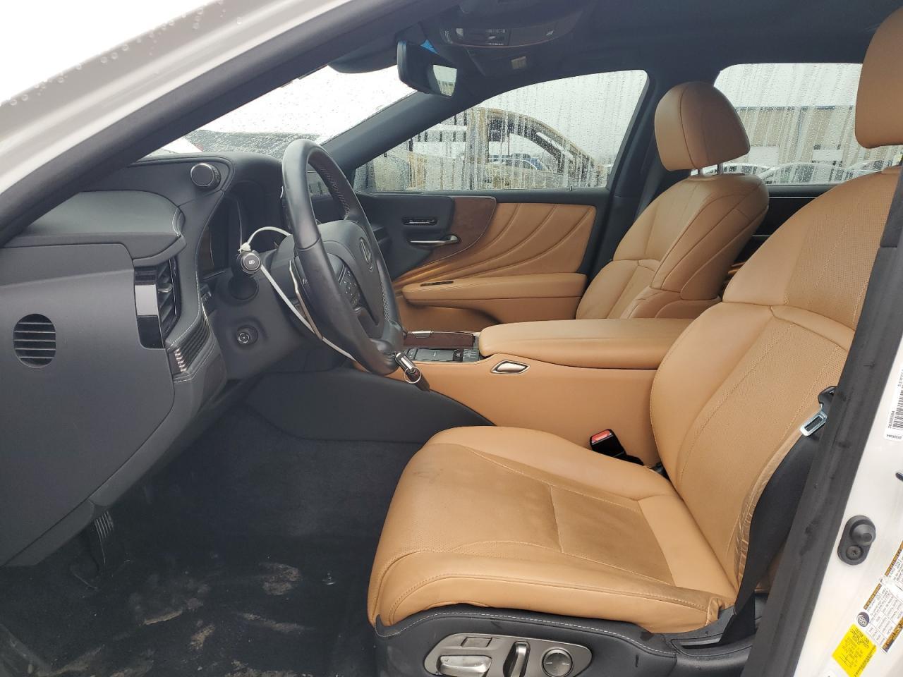 2022 LEXUS LS 500 BAS - Фото 7
