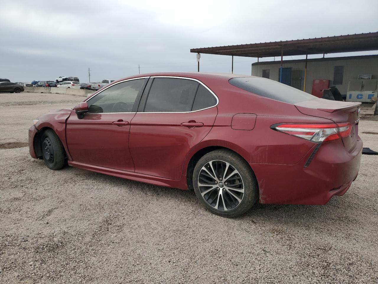 2018 TOYOTA CAMRY L - Image 2