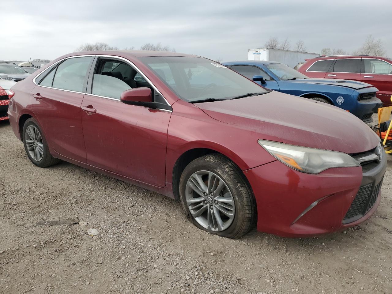 2017 TOYOTA CAMRY LE - Image 4