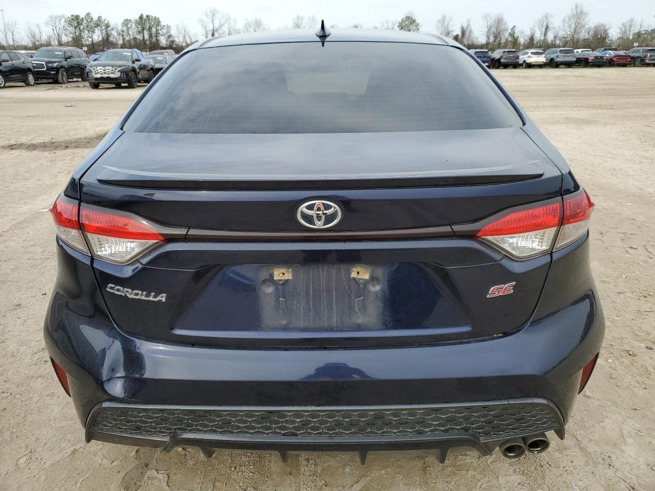 2020 TOYOTA COROLLA SE - Image 6