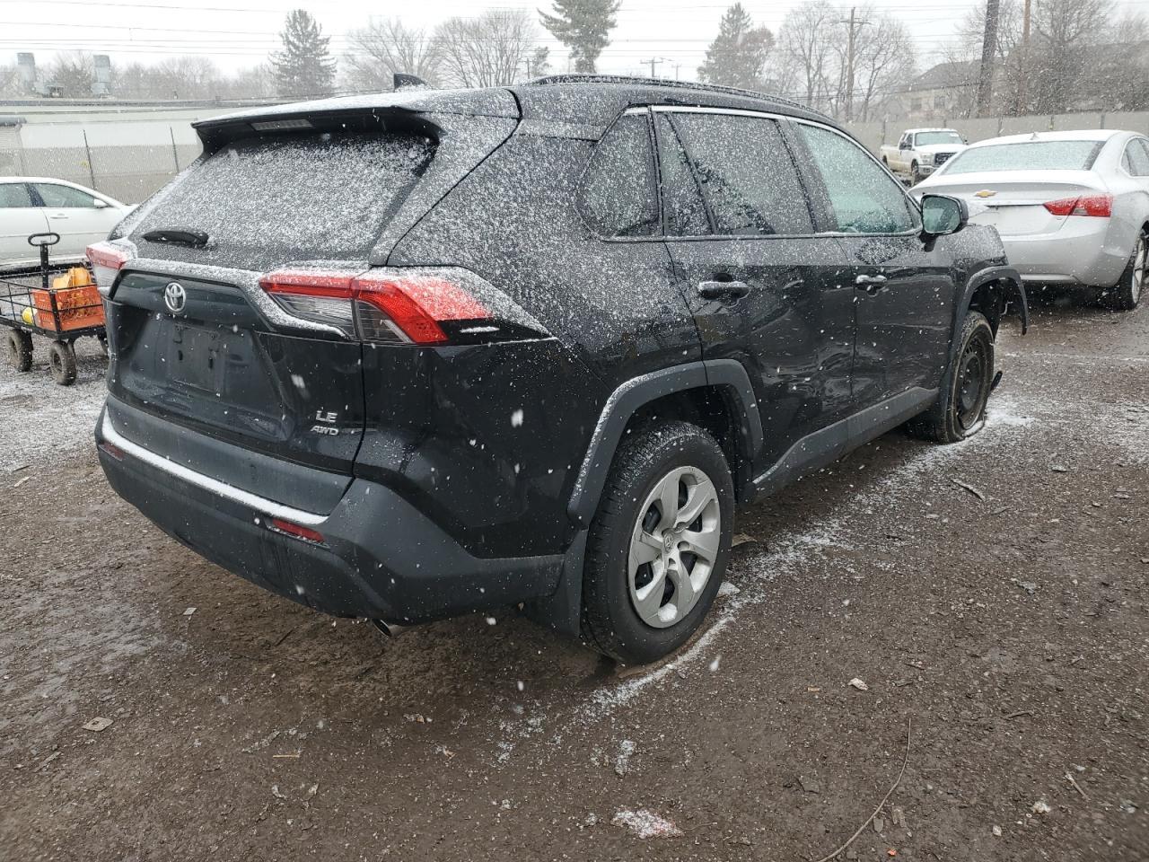 2021 TOYOTA RAV4 LE - Image 3