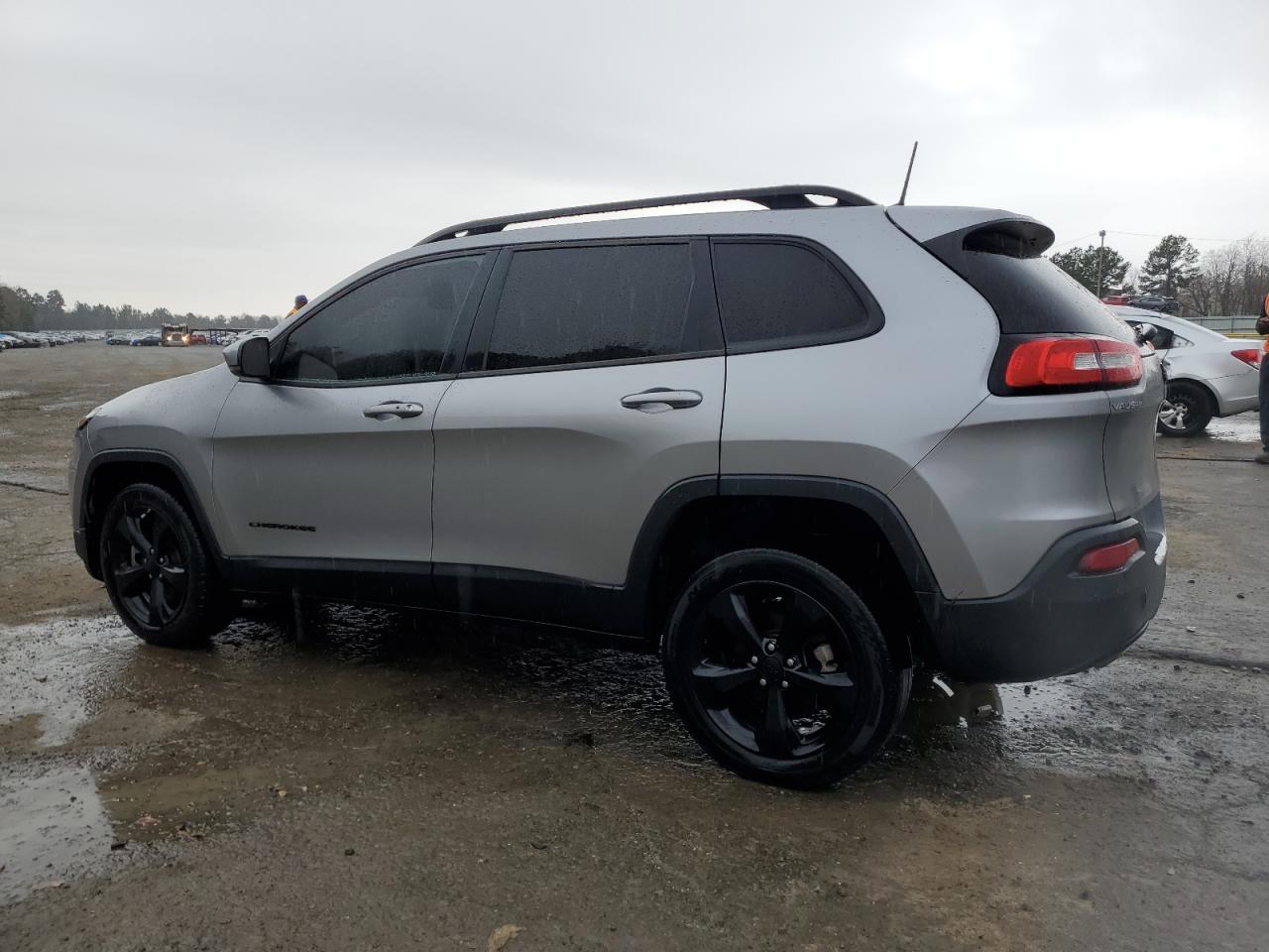 2017 JEEP CHEROKEE L - Image 2
