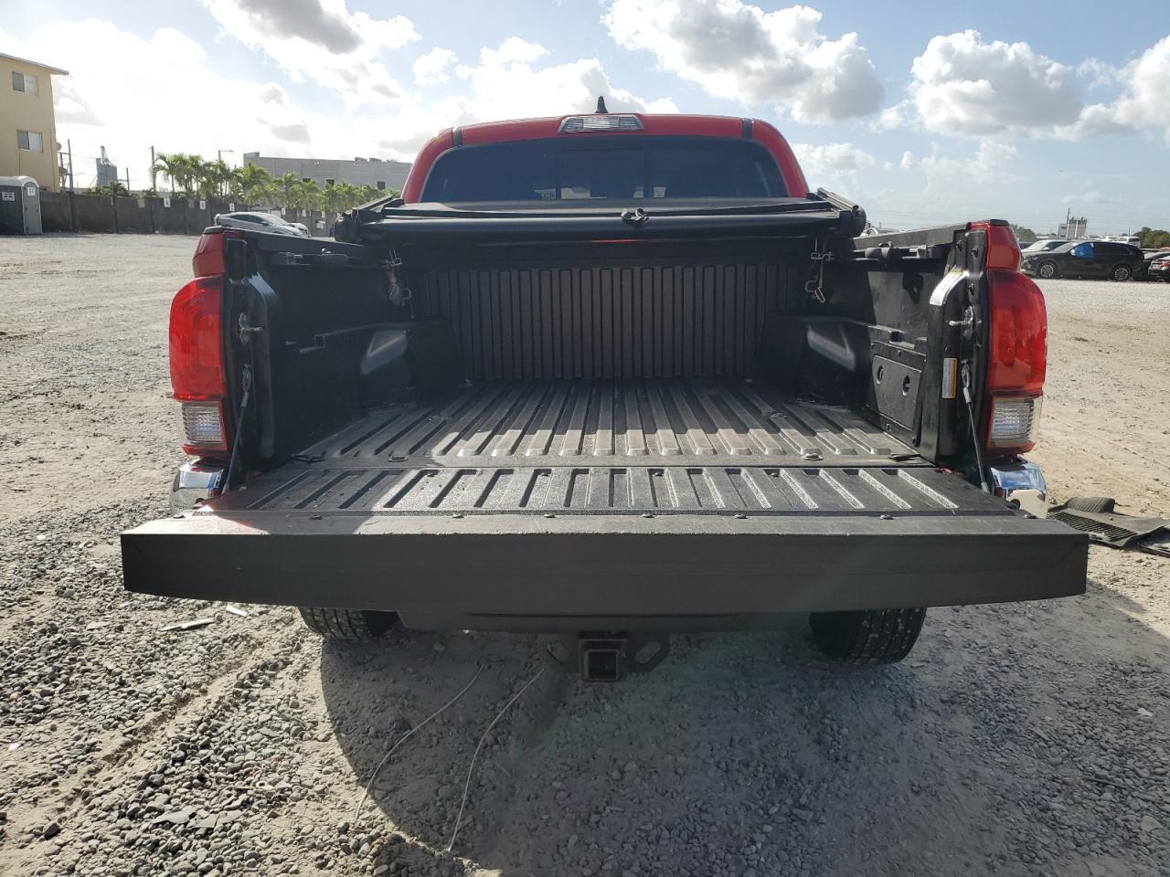 2023 TOYOTA TACOMA DOU - Фото 6
