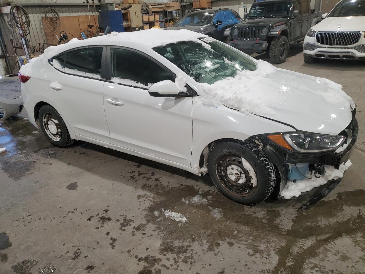 2017 HYUNDAI ELANTRA SE - Image 4