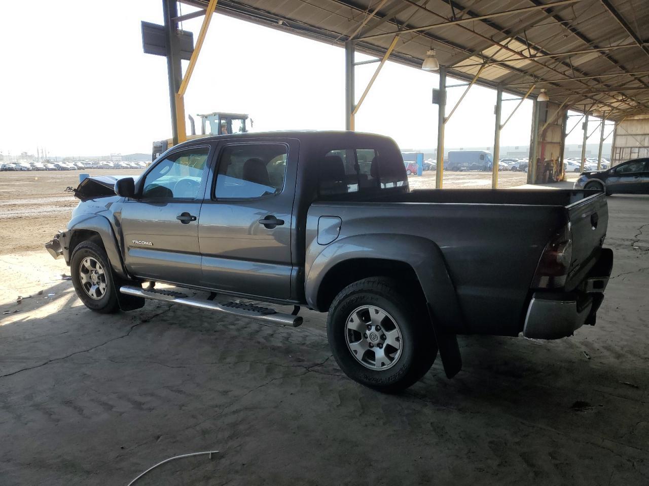 2013 TOYOTA TACOMA DOU - Image 2