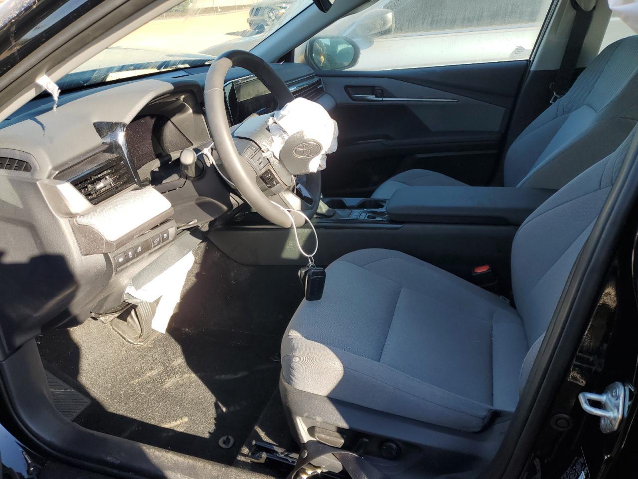 2025 TOYOTA CAMRY XSE - Image 7