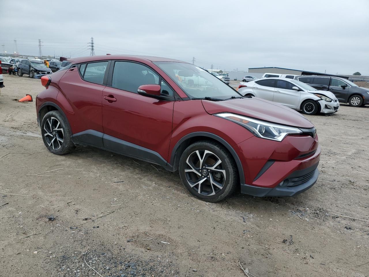 2018 TOYOTA C-HR XLE - Image 4