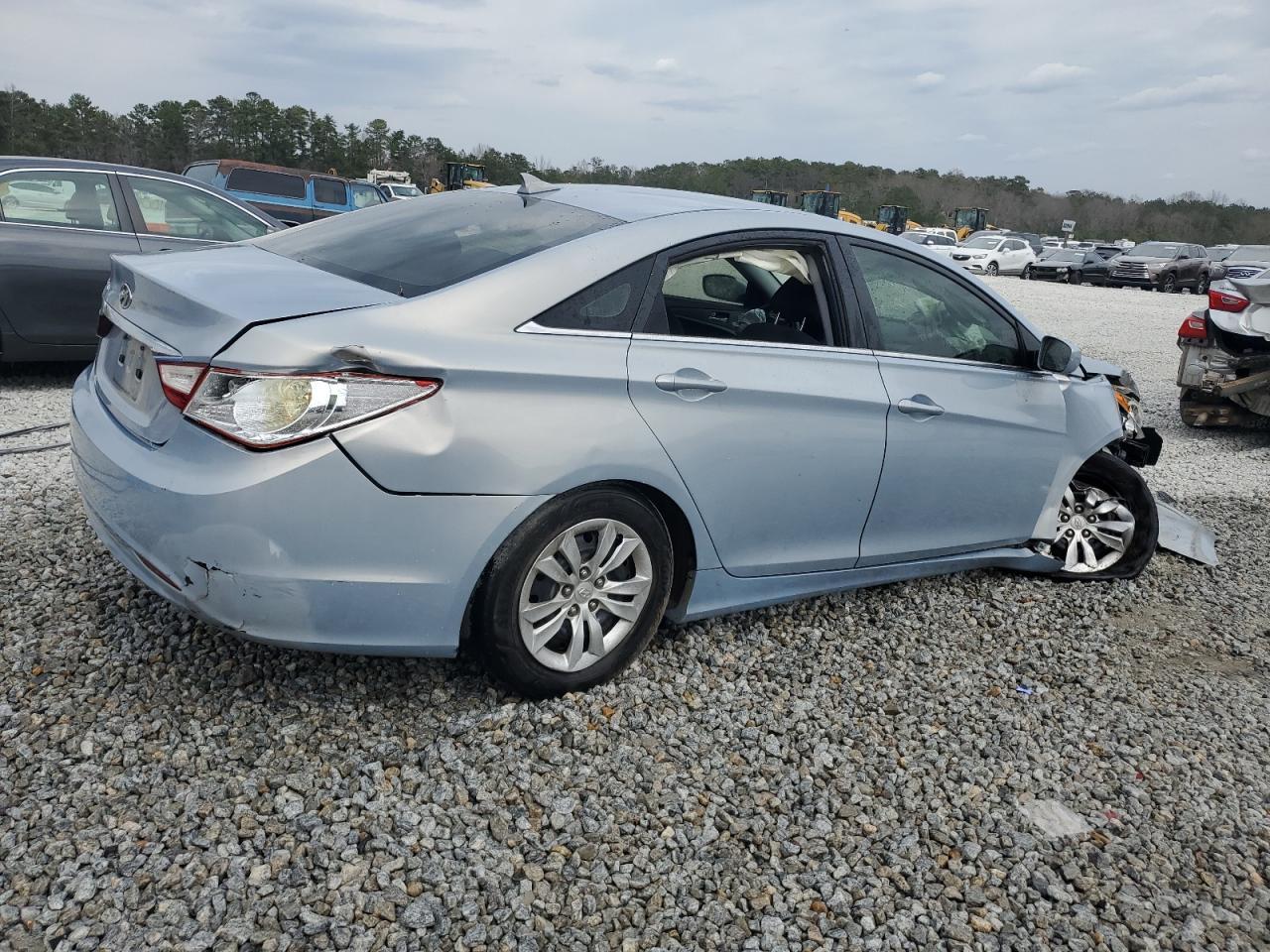 2013 HYUNDAI SONATA GLS - Image 3