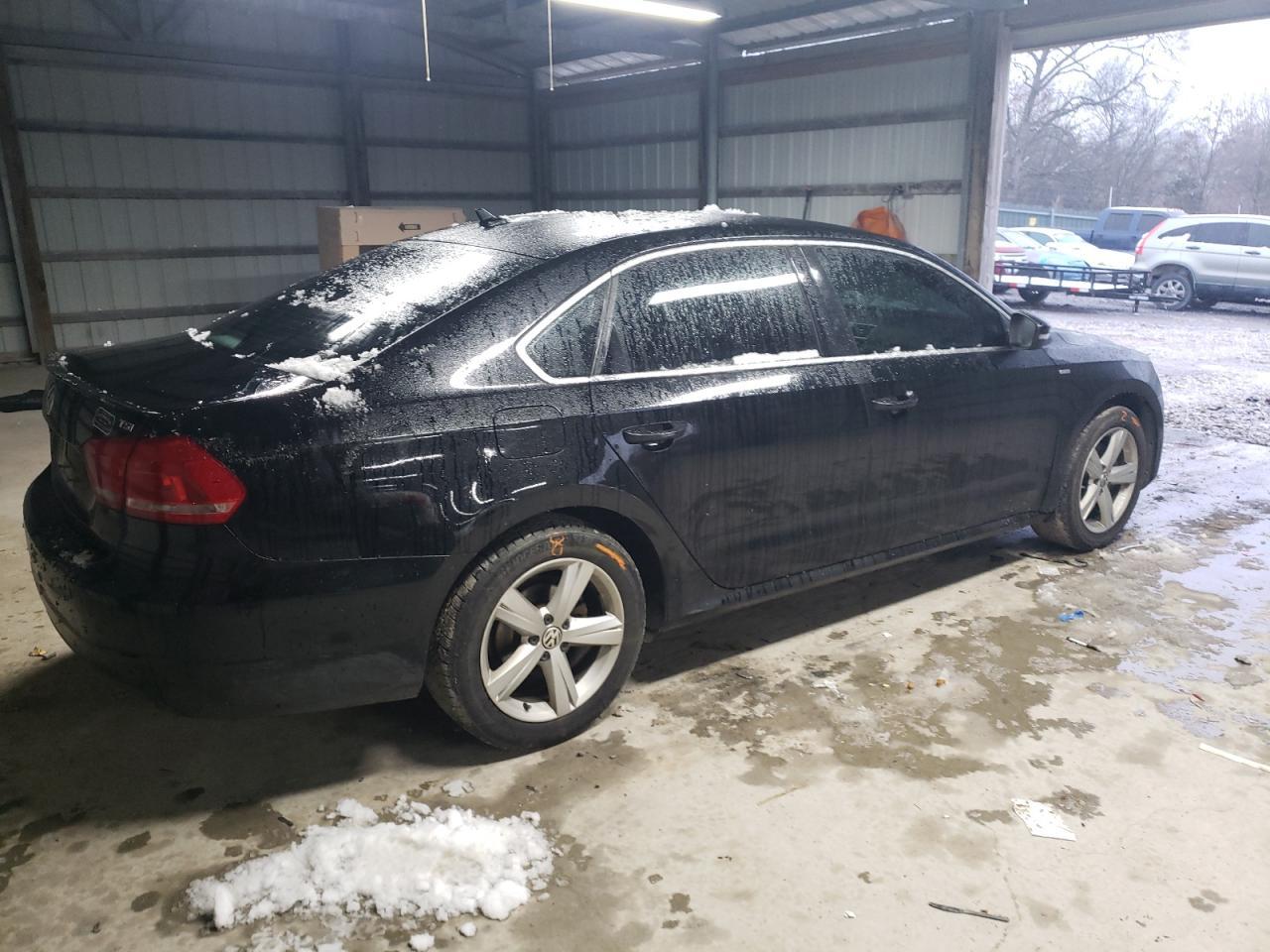 2014 VOLKSWAGEN PASSAT S - Фото 3