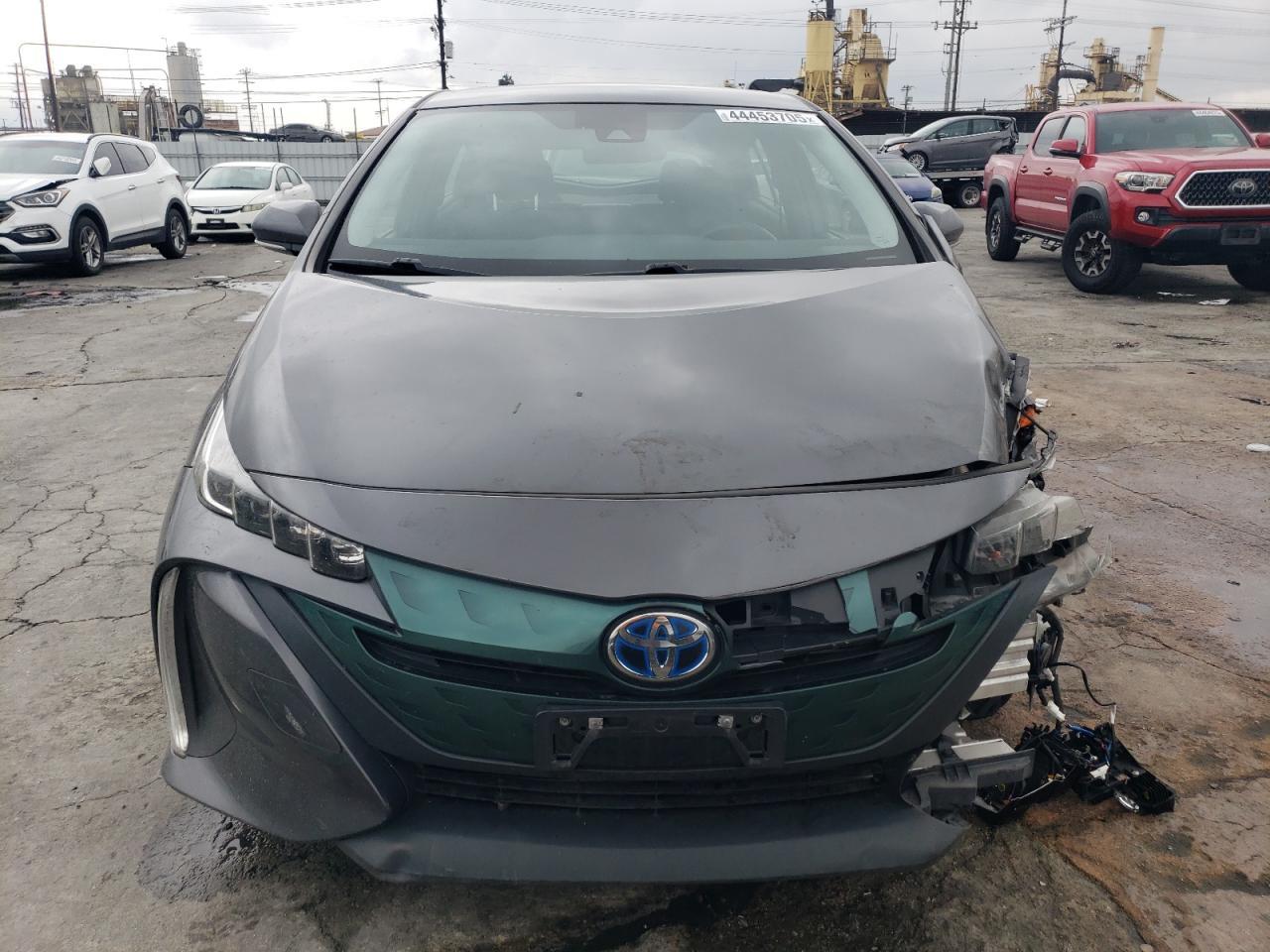 2019 TOYOTA PRIUS PRIM - Фото 5
