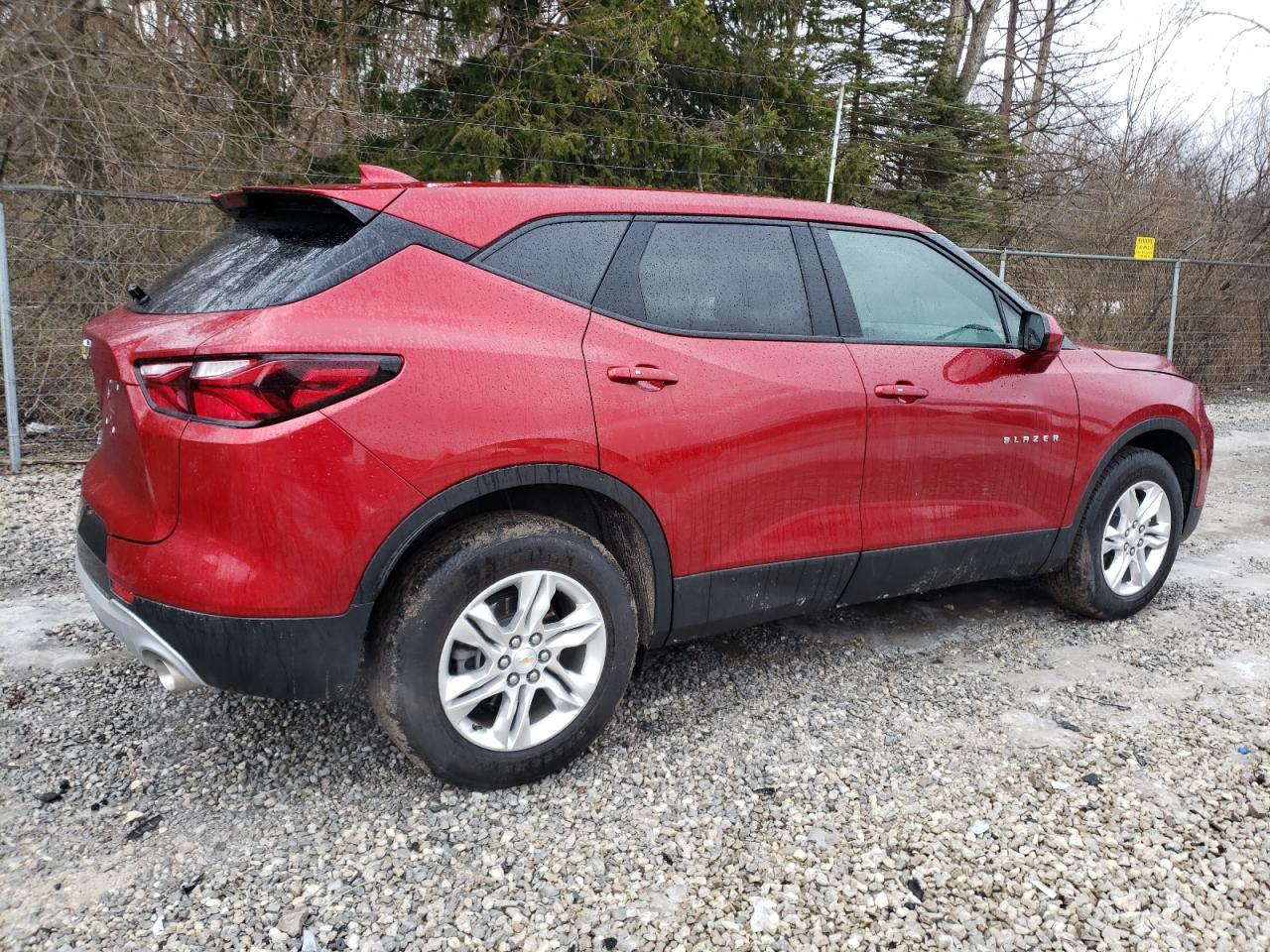 2021 CHEVROLET BLAZER 2LT - Image 3