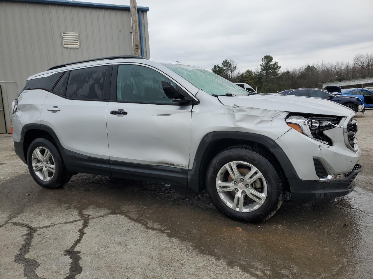 2018 GMC TERRAIN SL - Image 4