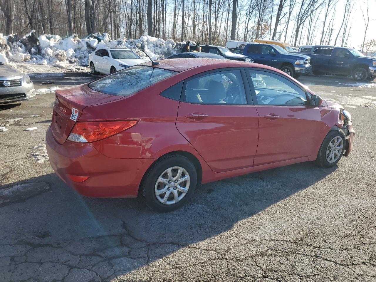 2014 HYUNDAI ACCENT GLS - Image 3