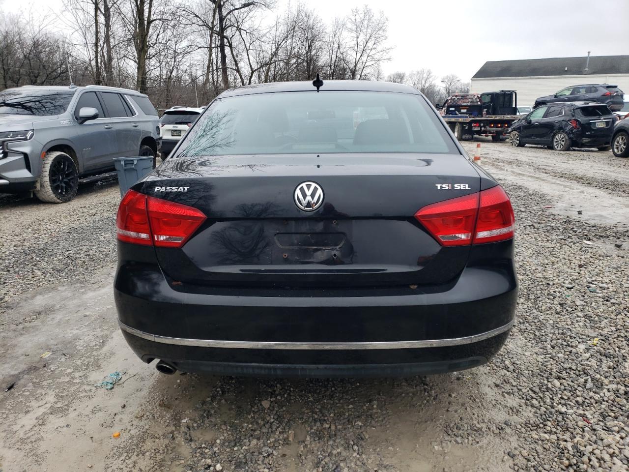 2015 VOLKSWAGEN PASSAT SEL - Фото 6