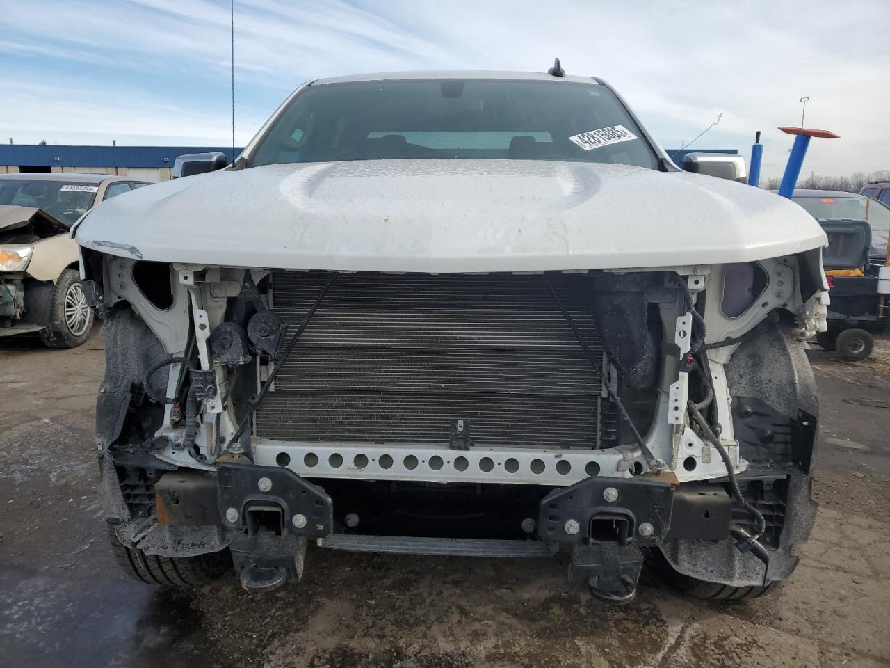 2021 CHEVROLET SILVERADO - Фото 5